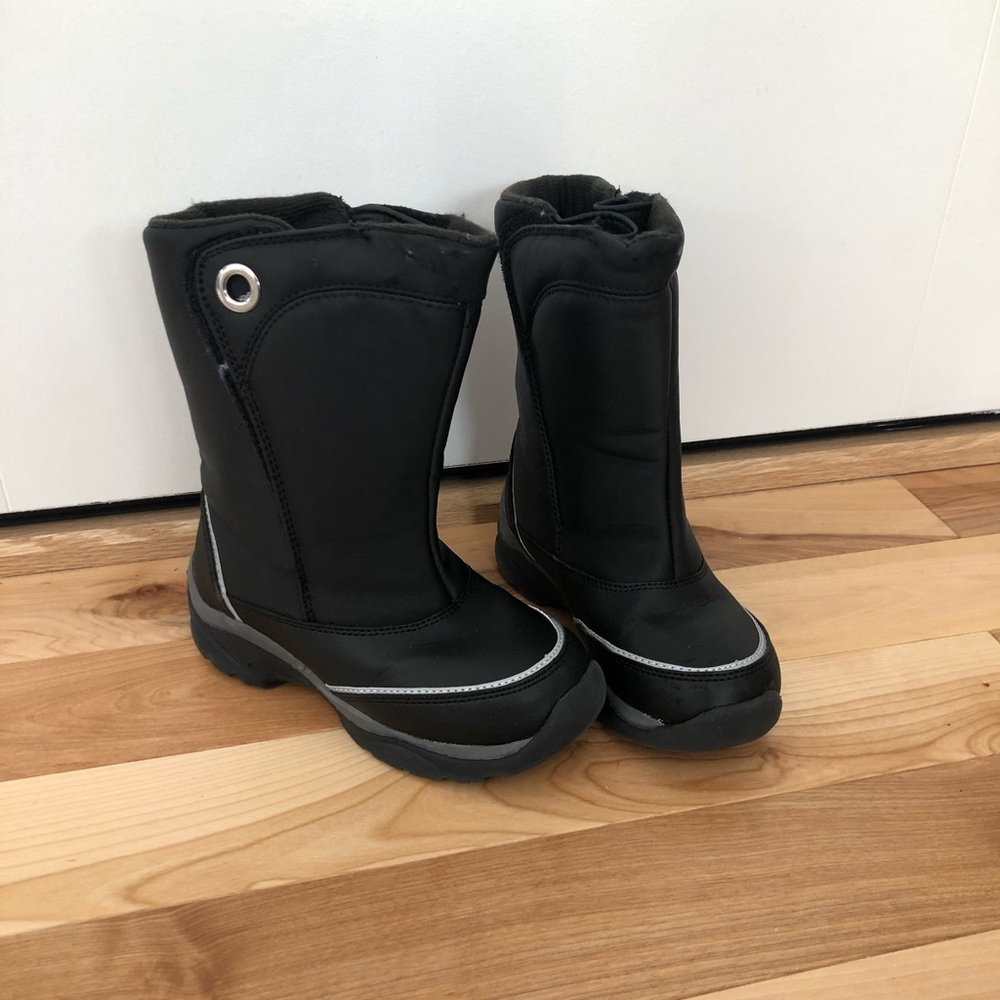 New! Lands end snow boots.